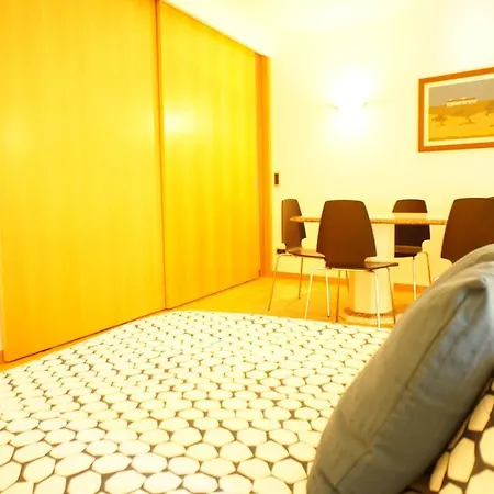 Apartment Modern Near The Bridge *